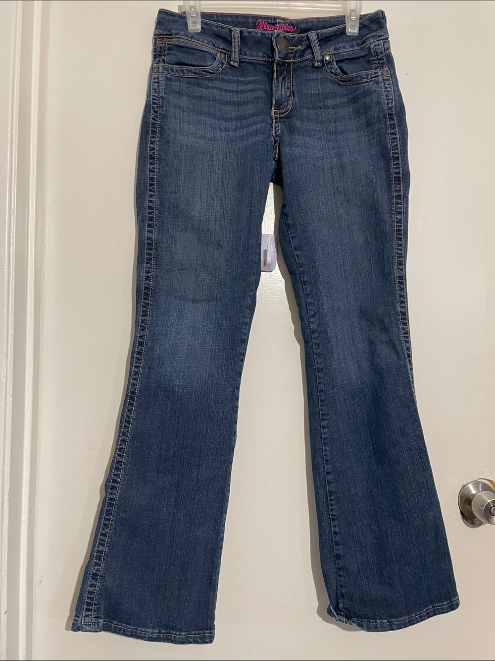 Wrangler Bootcut Women’s Jeans in Dark Blue Denim